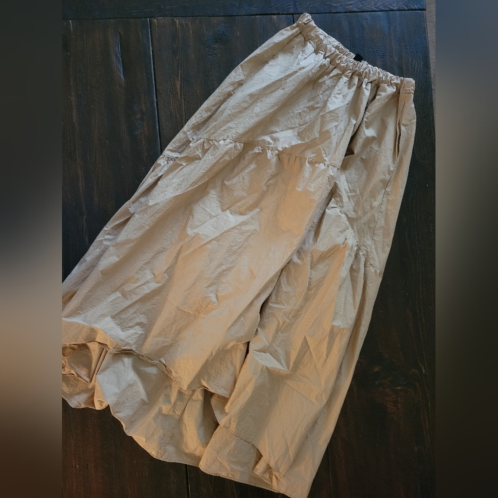NEW High-Low Beige Skirt-Small